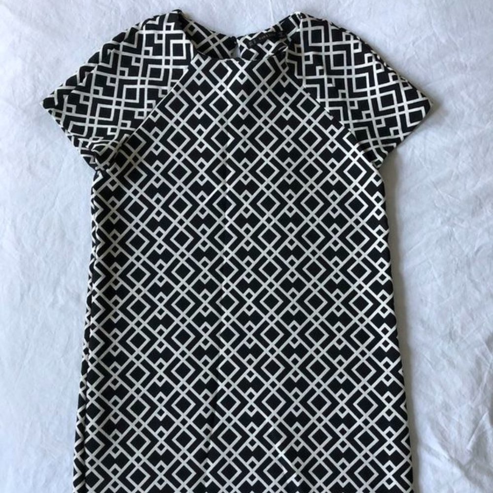 ZARA | Women’s short sleeve dress | Color: B&W